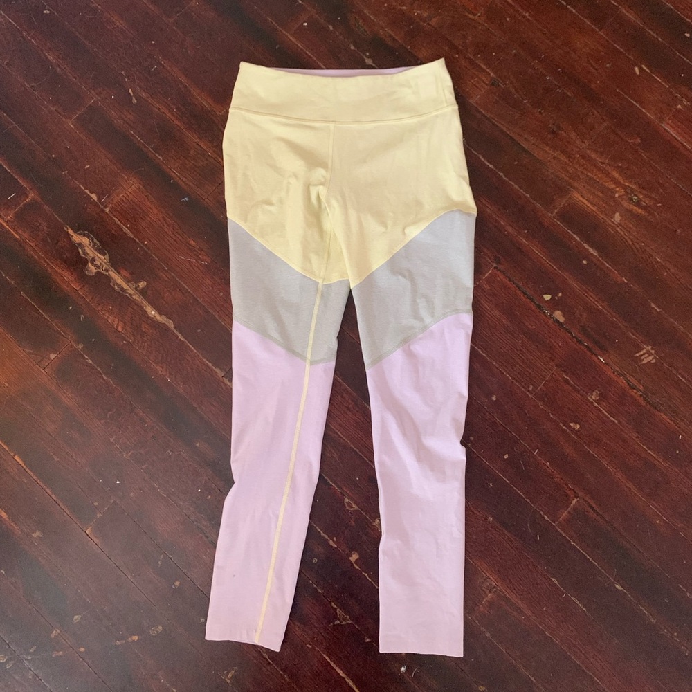 Outdoor voices leggings